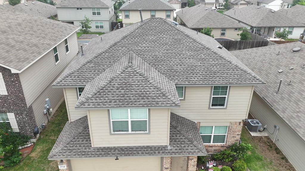 Completed GAF Timberline HDZ roof on Bulverde home